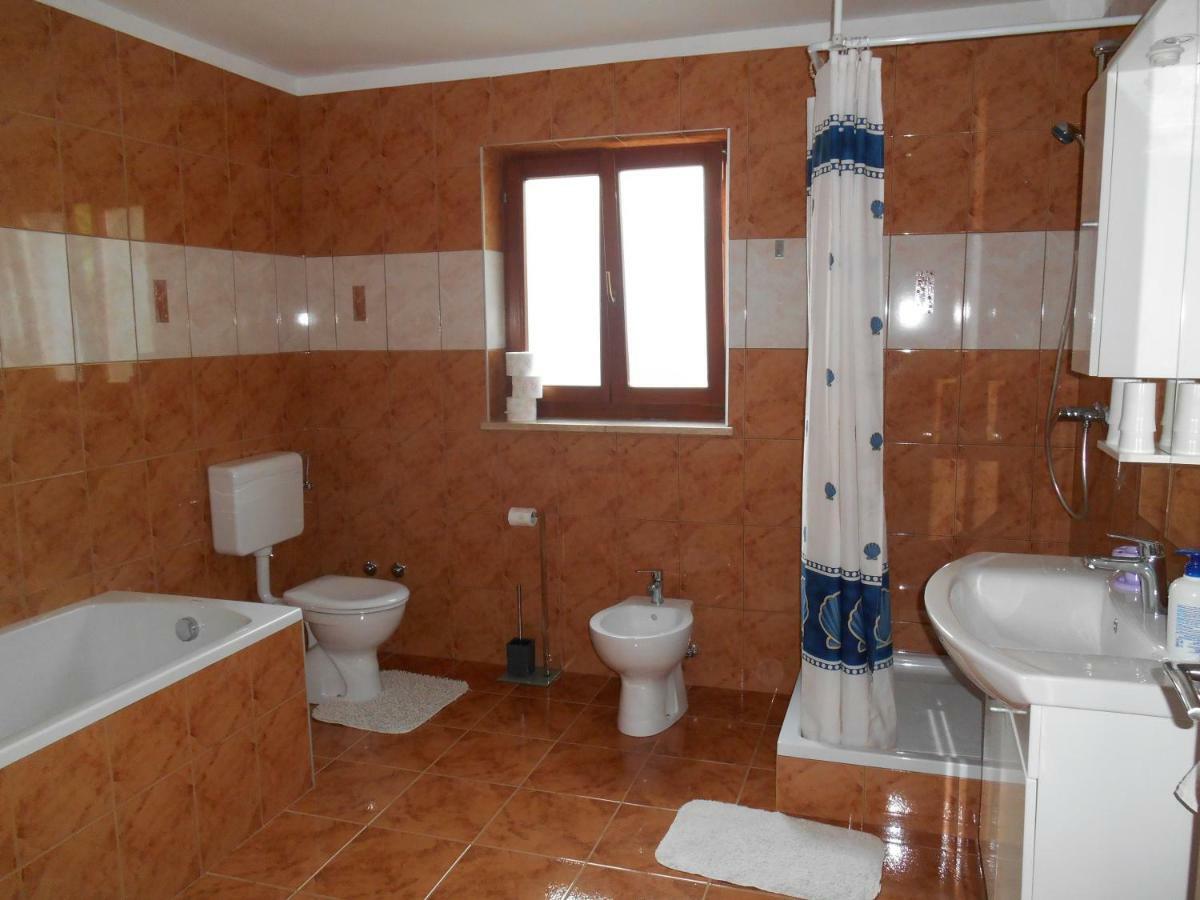 Miadea Apartment Rovinjsko Selo Bagian luar foto