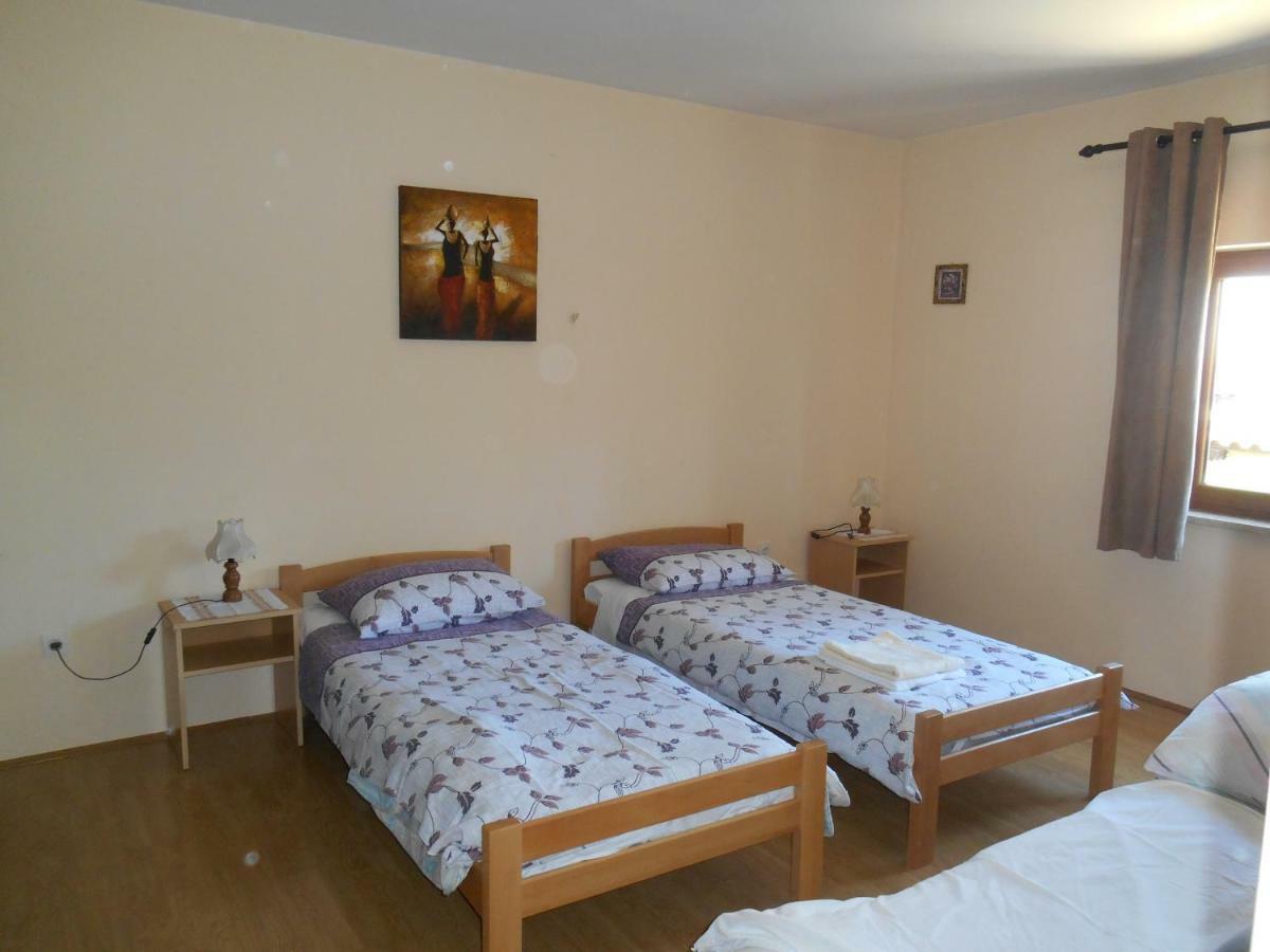 Miadea Apartment Rovinjsko Selo Bagian luar foto